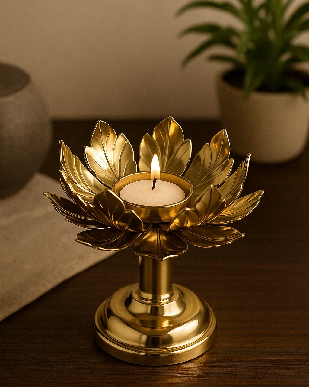 Floral T-Light Holder
